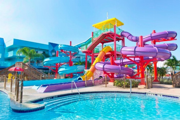 Flamingo Waterpark Resort image 16
