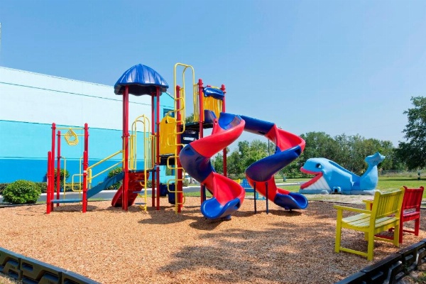 Flamingo Waterpark Resort image 18