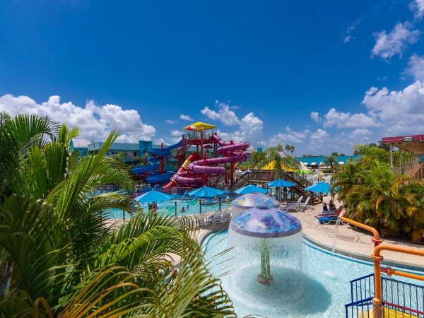 Flamingo Waterpark Resort image 25